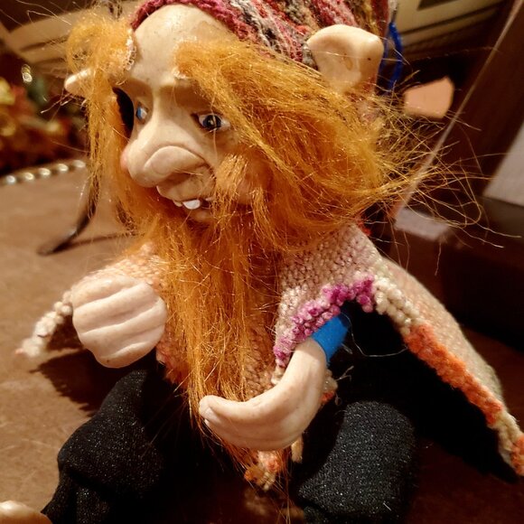 Rare Handcrafted Andean Goblin Figurine – Antique Folk Art Collectible with Trad - Picture 3 of 4